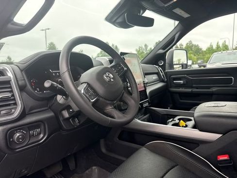 Used 2026 RAM 3500 Laramie AWD/4WD image 13