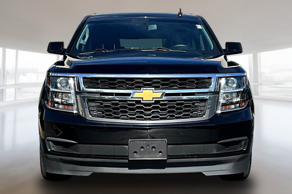 Used 2017 Chevrolet Suburban LT AWD/4WD image 2