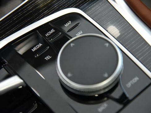 New 2026 BMW X6 xDrive40i image 19