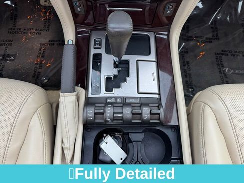 Used 2015 Lexus LX 570 4WD image 30