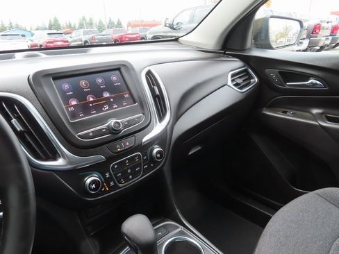 Used 2024 Chevrolet Equinox LT image 34