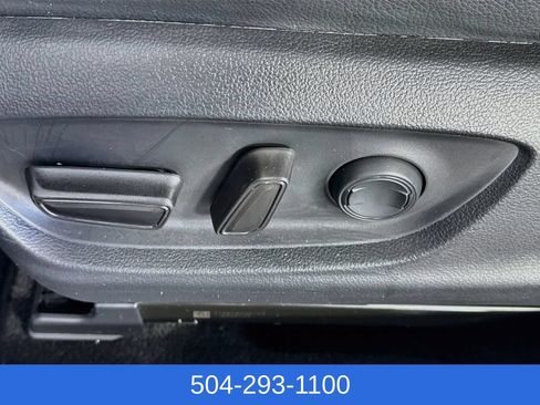 Used 2019 Toyota Camry XSE FWD image 19