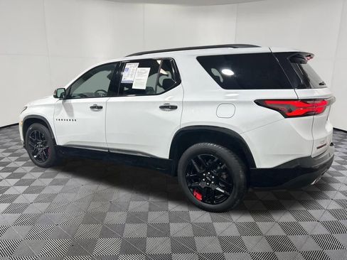 Used 2022 Chevrolet Traverse Premier w/ Redline Edition AWD/4WD image 4