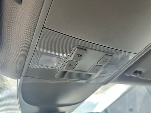 New 2026 Volkswagen Taos SE image 53