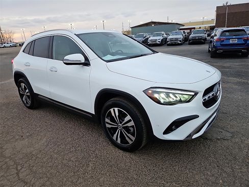Used 2025 Mercedes-Benz GLA 250 image 10