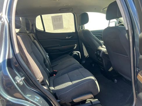 Used 2019 GMC Acadia SLE AWD/4WD image 25