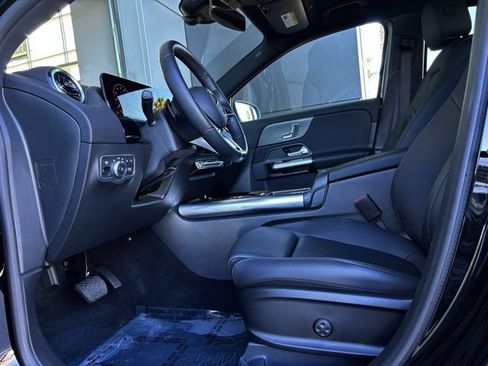 Certified 2025 Mercedes-Benz GLA 250 image 27