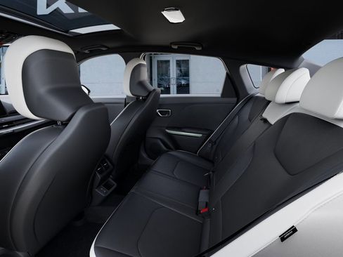 New 2026 Kia K4 GT-Line Turbo FWD image 18