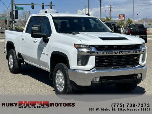 Used 2020 Chevrolet Silverado 3500 LT w/ Convenience Package AWD/4WD image 1