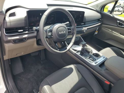 New 2026 Kia Carnival SX FWD image 6