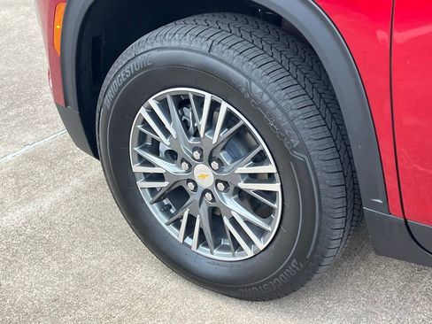 New 2026 Chevrolet Traverse LT w/ Driver Confidence Package FWD image 41