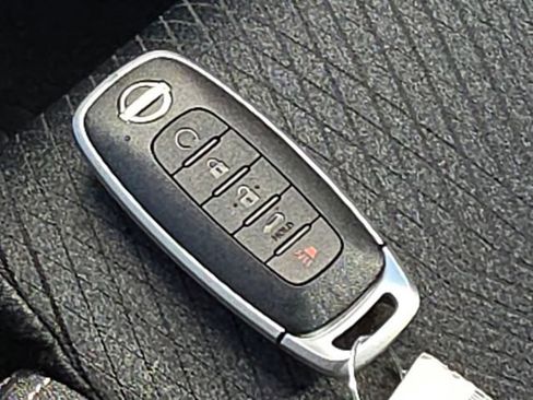 New 2026 Nissan Rogue SV image 28