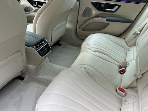 Certified 2023 Mercedes-Benz EQS 580 4MATIC Sedan image 15