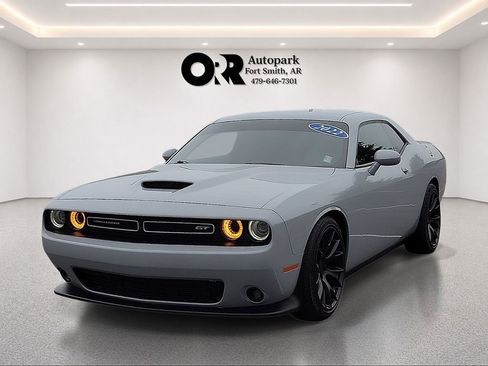 Used 2022 Dodge Challenger GT RWD image 2