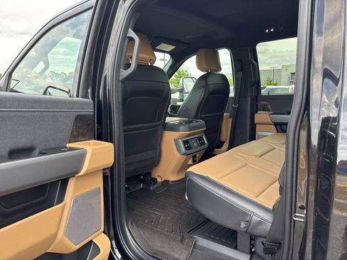 Used 2025 Ford F250 Lariat w/ Lariat Ultimate Package AWD/4WD image 53