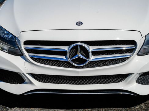 Used 2018 Mercedes-Benz C 300 Sedan image 7