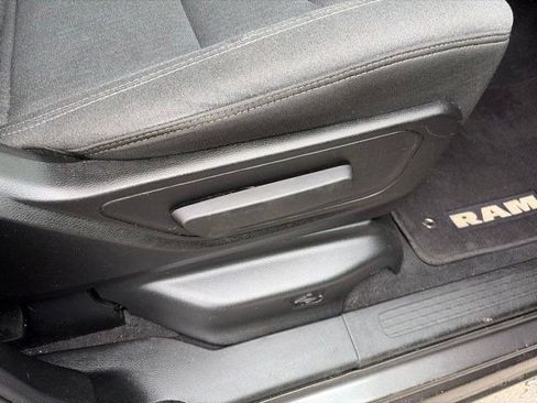 Used 2019 RAM 1500 Big Horn AWD/4WD image 43