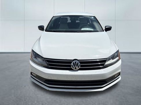 Used 2017 Volkswagen Jetta Sport FWD image 6