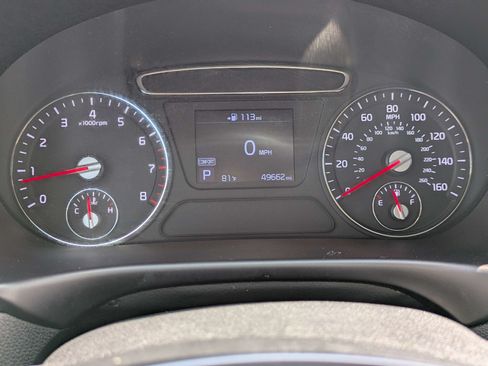 Used 2020 Kia Sorento LX FWD image 32