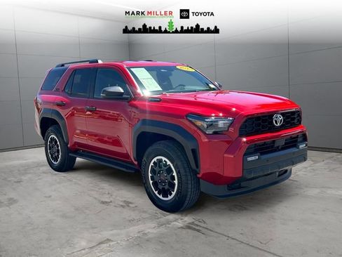 Certified 2025 Toyota 4Runner TRD Off-Road AWD/4WD image 7