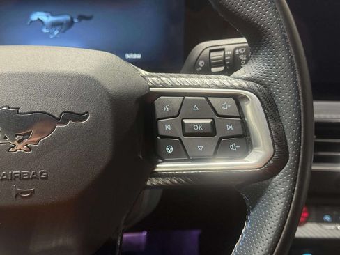 Used 2025 Ford Mustang GT RWD image 11