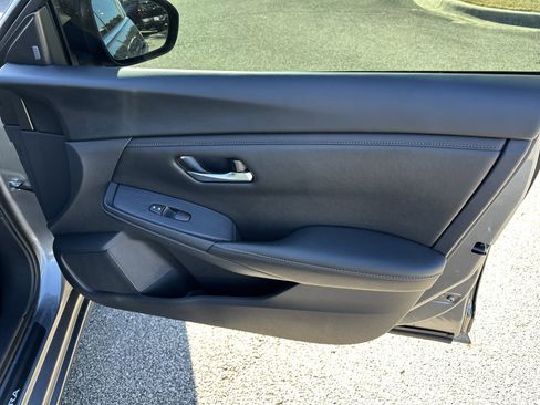 Used 2024 Nissan Sentra SV image 14