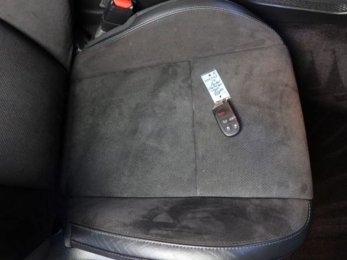 Used 2019 Dodge Challenger R/T Scat Pack w/ Shaker Package image 26