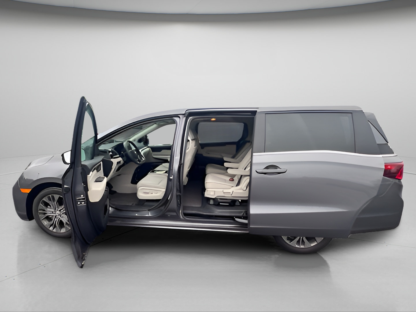 Used 2025 Honda Odyssey Touring image 14