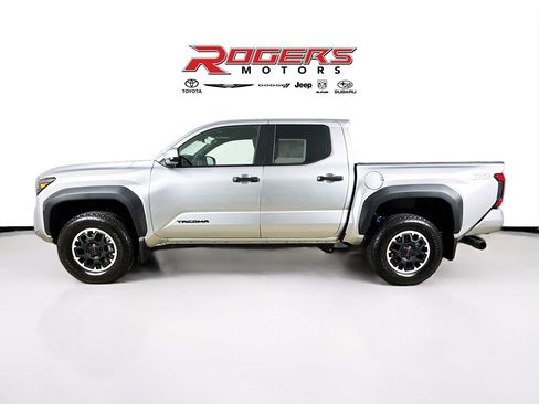 New 2026 Toyota Tacoma TRD Off-Road image 4