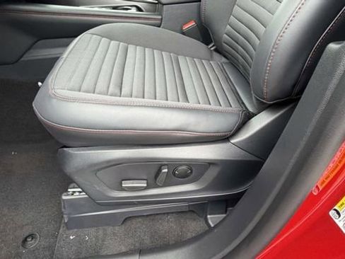 New 2026 Ford Explorer ST-Line w/ ST-Line Street Pack image 9