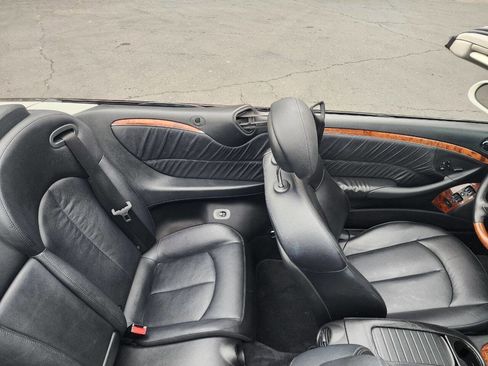 Used 2009 Mercedes-Benz CLK 350 Cabriolet image 31
