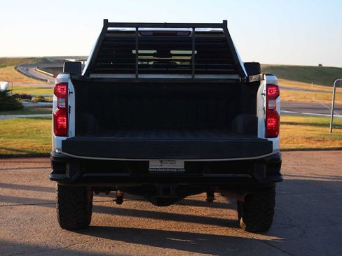 Used 2024 Chevrolet Silverado 2500 Custom w/ Custom Convenience Package AWD/4WD image 12