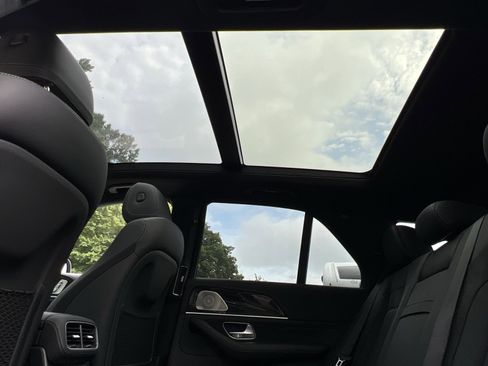 New 2026 Mercedes-Benz GLE 63 AMG S image 22