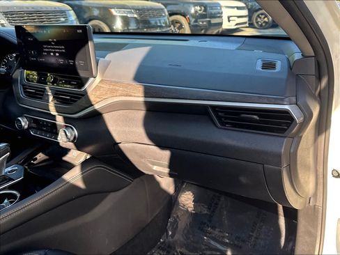 Used 2023 Nissan Altima 2.5 SL FWD image 19