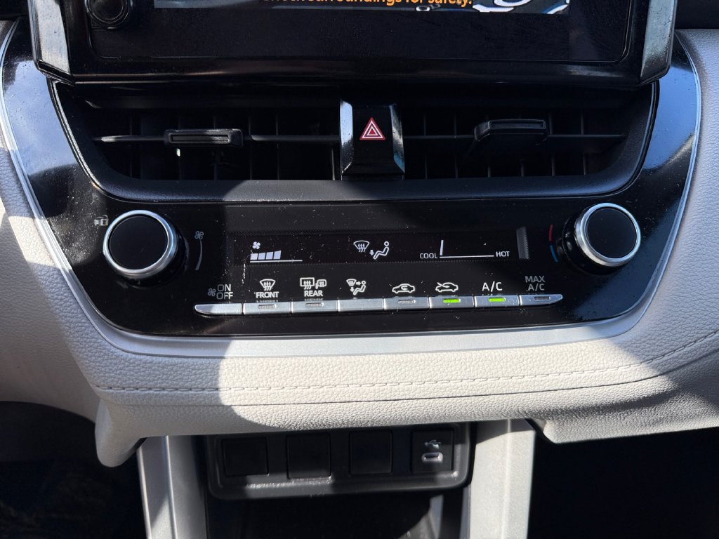 Used 2023 Toyota Corolla Cross L AWD/4WD image 32