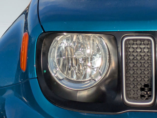 Certified 2021 Jeep Renegade Latitude FWD image 9