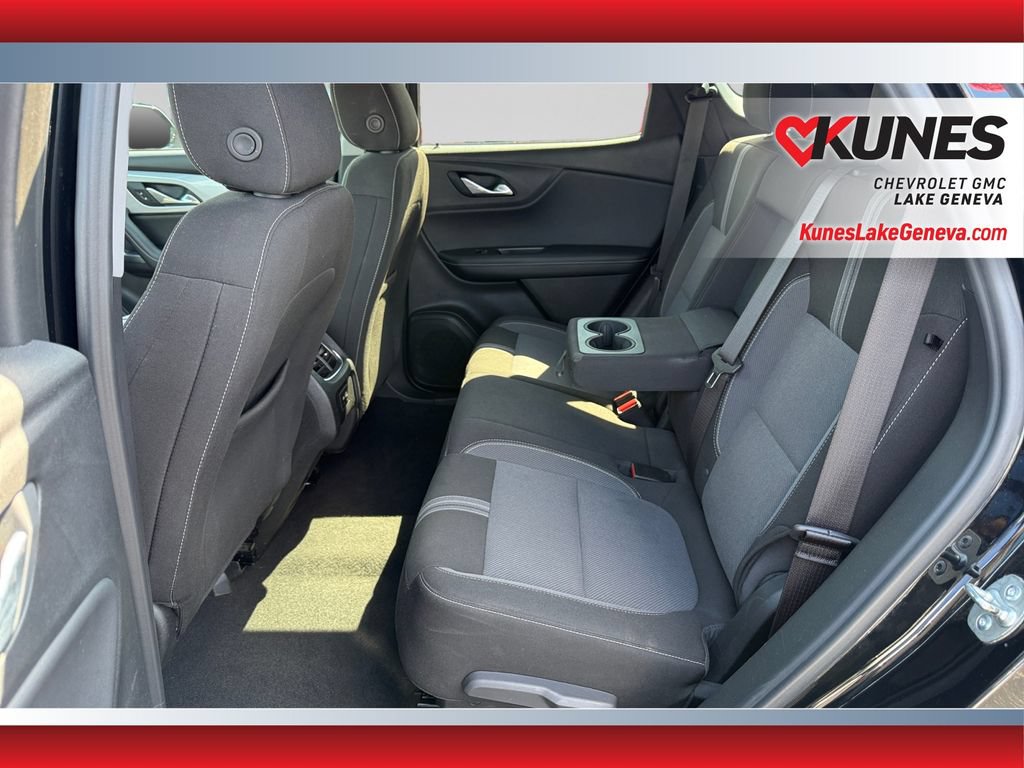 Used 2025 Chevrolet Blazer LT AWD/4WD image 34