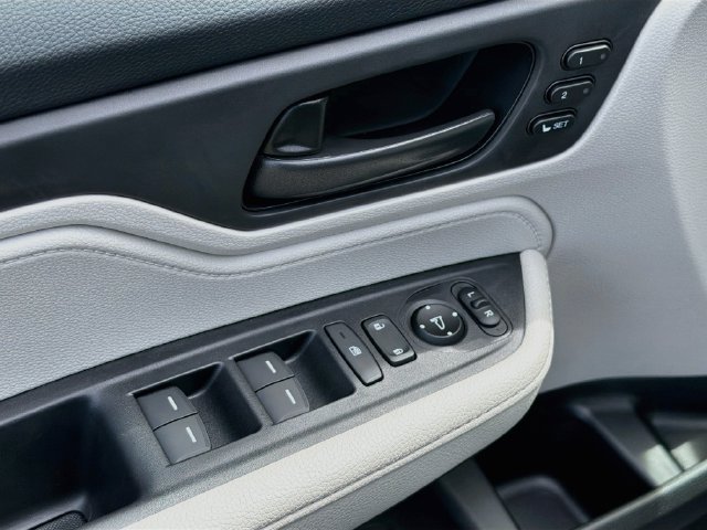 New 2027 Honda Odyssey EX-L image 16