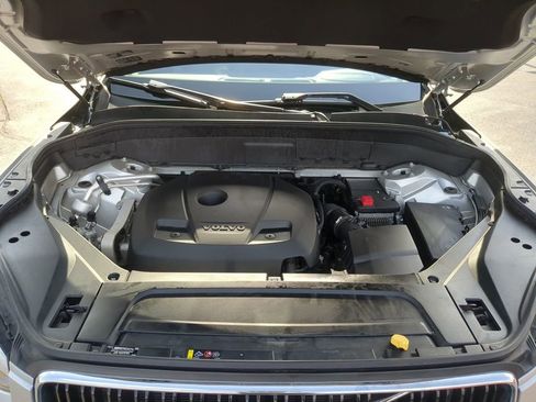 Used 2018 Volvo XC90 T5 Momentum w/ Convenience Package image 25