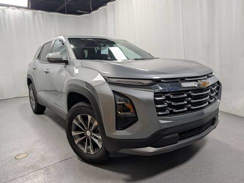 New 2026 Chevrolet Equinox LT AWD/4WD image 2