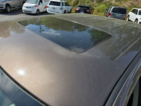 Used 2018 RAM 1500 Laramie Longhorn w/ Longhorn Southfork Package image 19