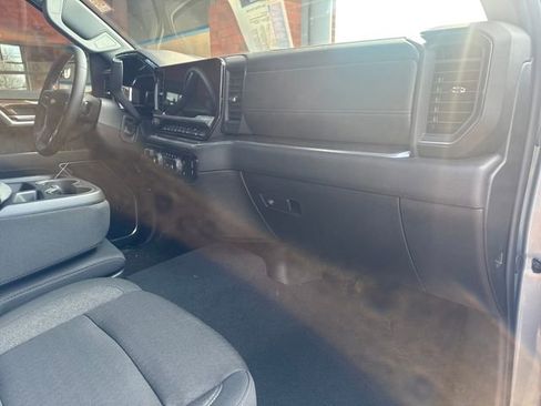 Certified 2026 Chevrolet Silverado 1500 LT AWD/4WD image 28