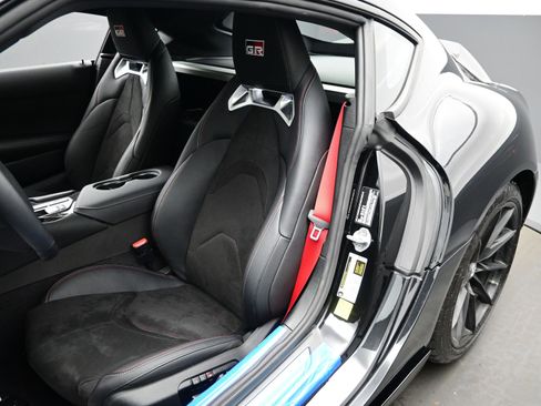 Used 2026 Toyota Supra w/ Driver Assist Package image 11