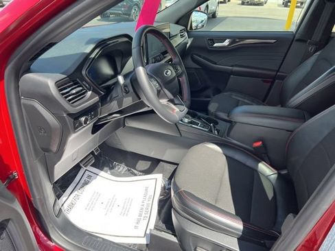 Used 2024 Ford Escape ST-Line w/ Tech Pack #1 AWD/4WD image 13