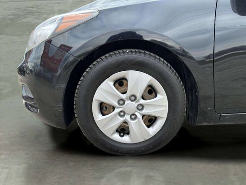 Used 2015 Kia Forte LX image 24