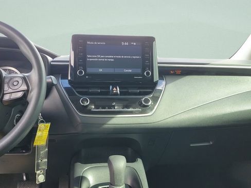 Used 2022 Toyota Corolla LE image 22