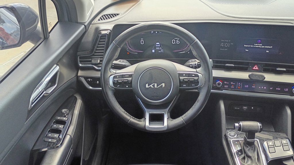 Used 2023 Kia Sportage EX FWD image 31