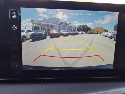 Used 2024 Hyundai Santa Fe SE image 27