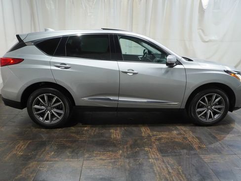 Used 2023 Acura RDX w/ Technology Package image 3