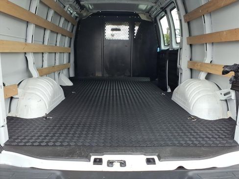 Used 2024 Chevrolet Express 2500 w/ Driver Convenience Package image 13